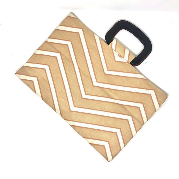 Large Tan Canvas Chevron Summer Bag w/ Acrylic Top Handles - Picture 3 of 7